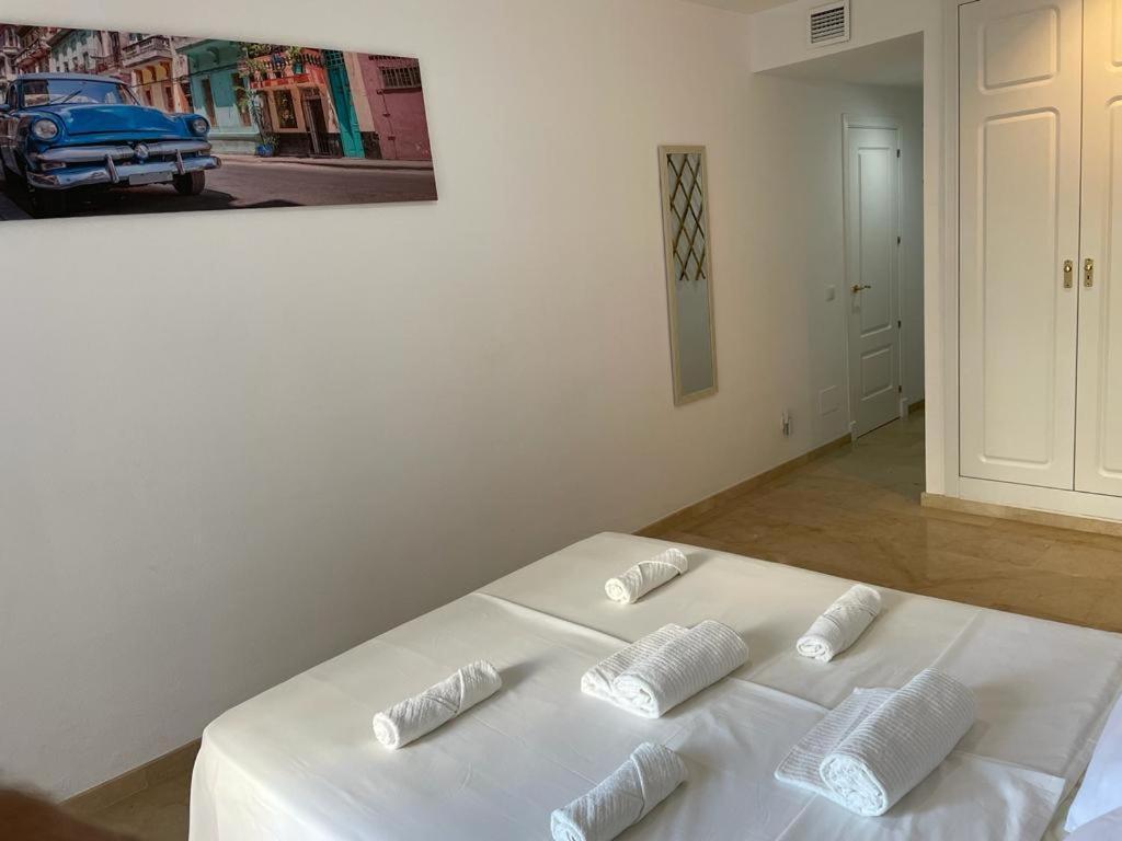 Beach Apartment In La Duquesa Marina Castillo de Sabinillas Eksteriør billede